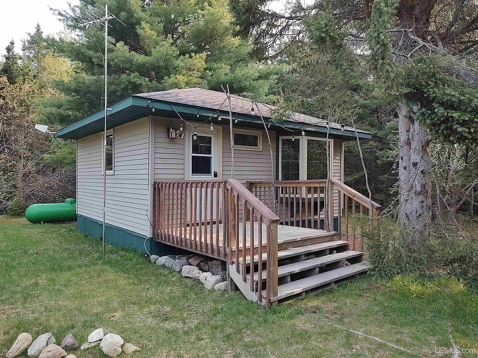 503 Selma Rd, Skandia, MI 49885 Zillow