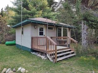 503 Selma Rd, Skandia, MI 49885