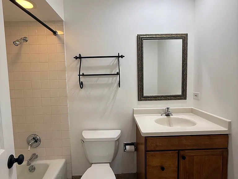 560 Shorely Dr #2 — Photo 10