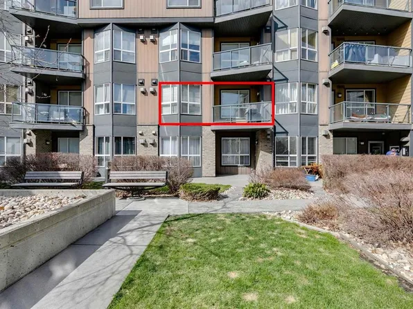 2420 S 34th Ave SW #210, Calgary, AB T2T 2C8