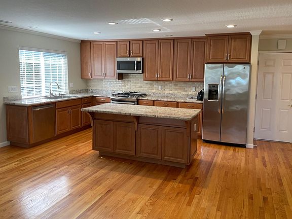 5th image of 4160 Lemoyne Way