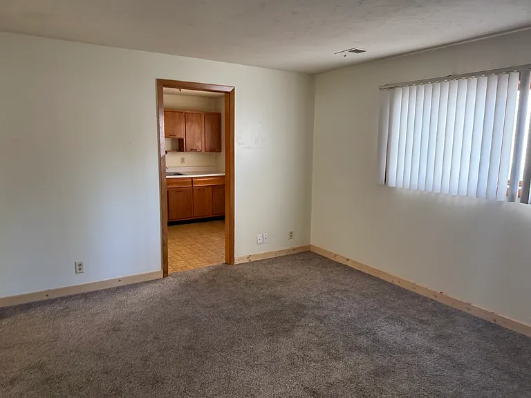 1610 Washington St — Photo 3