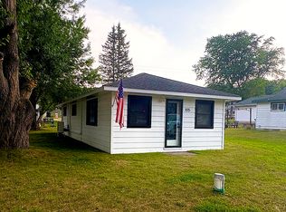 105 Grandview Ave, Roscommon, MI 48653