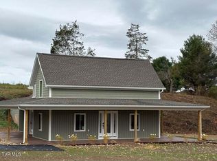 2496 Siam Rd, Elizabethton, TN 37643