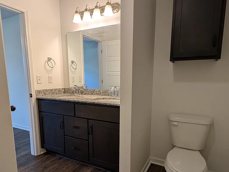 720 Short Leaf Ln — Photo 18