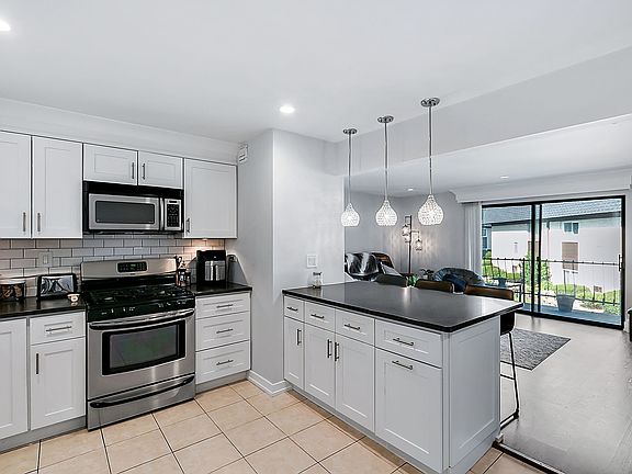 2nd image of 11129 S 84th Ave APT 2A