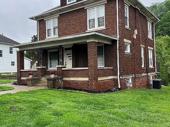 4th image of 302 Eastern Ave