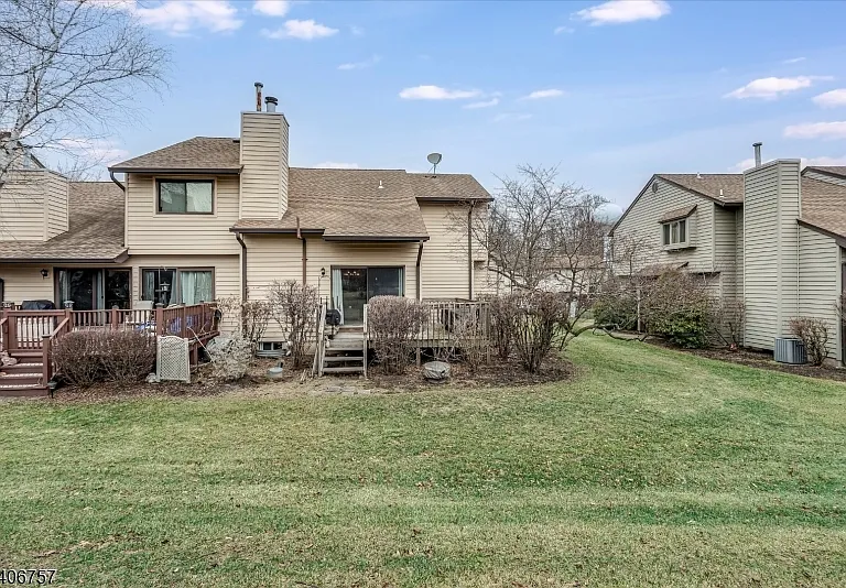 7 Eagle Dr — Photo 27