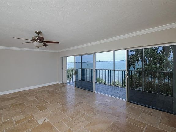 5th image of 1100 Imperial Dr Unit 401
