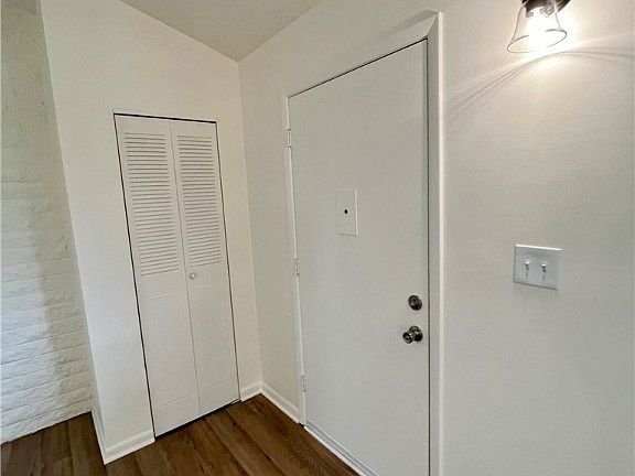 4th image of 21858 River Oaks Dr APT 2F