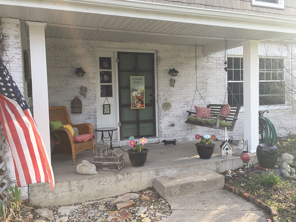 2nd image of 17687 Cobblestone Ct