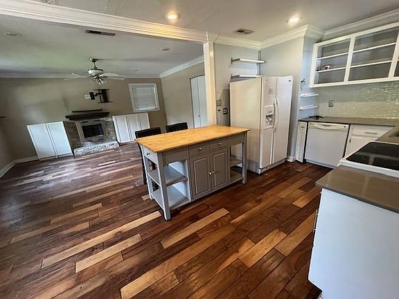 4th image of 1116 Winifred Dr
