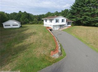 922 Eastern Ave, Augusta, ME 04330