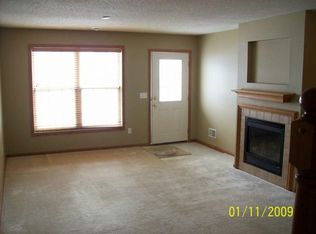 314 Wilderness Dr, Chaska, MN 55318
