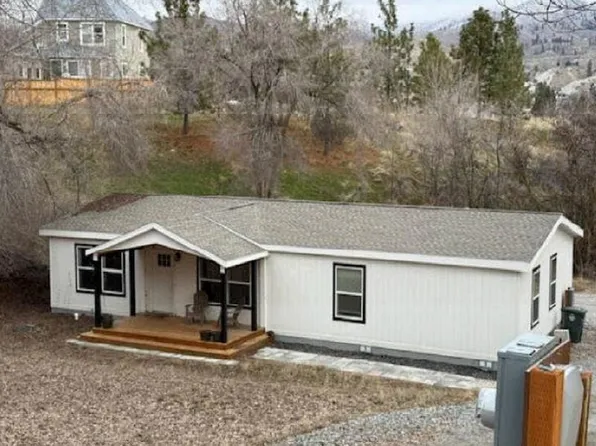 329 E Franklin St, Chelan, WA 98816