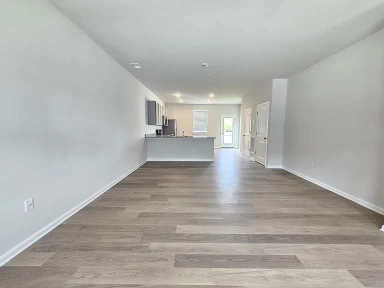 1410 Sugarplum Ln #1 — Photo 10