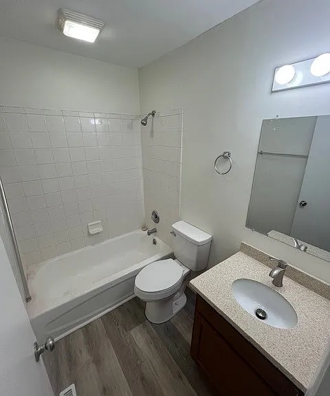 272-284 Broad Meadows Blvd #274-C — Photo 7