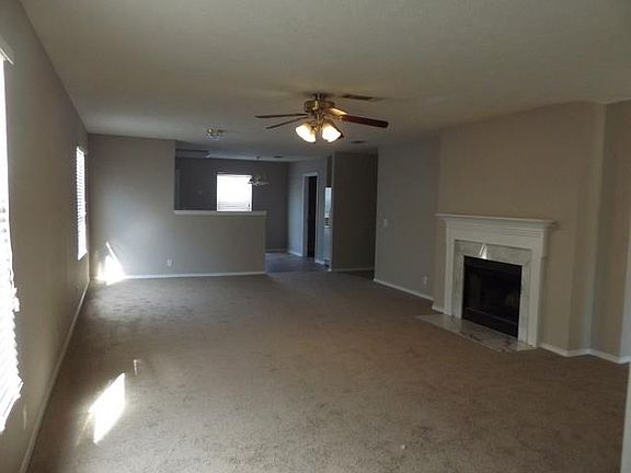3rd image of 712 General Barksdale Dr