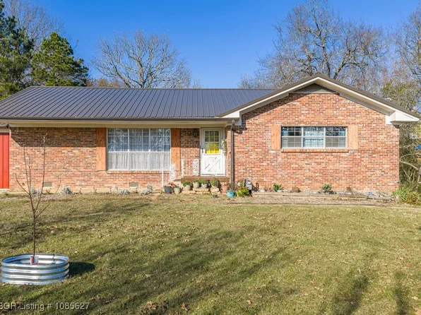 443 W 8th St, Booneville, AR 72927