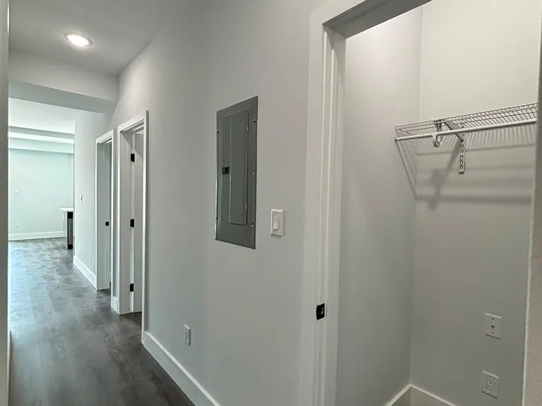 675 N 41st St #4 — Photo 9