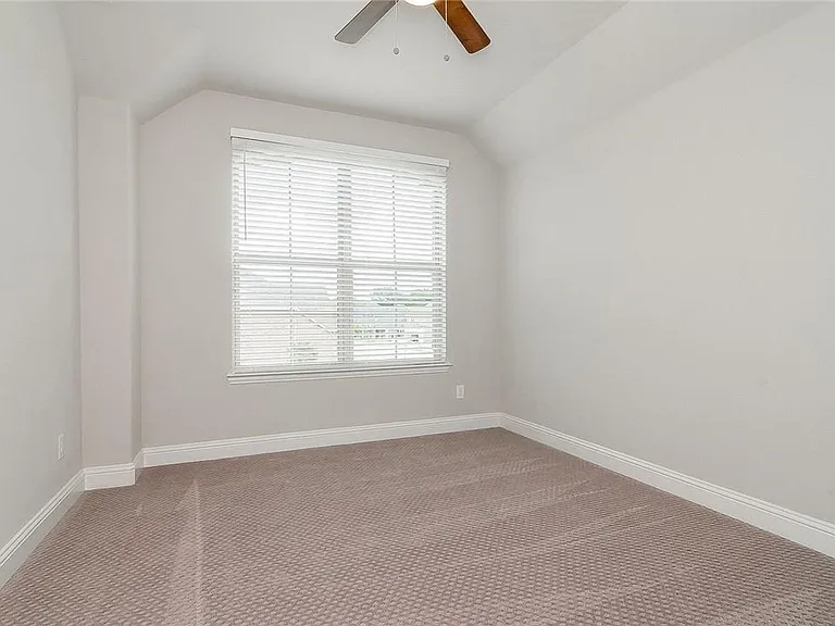 2309 Truro Dr — Photo 23
