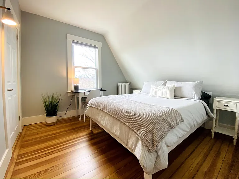 4 Apthorp Ave — Photo 13