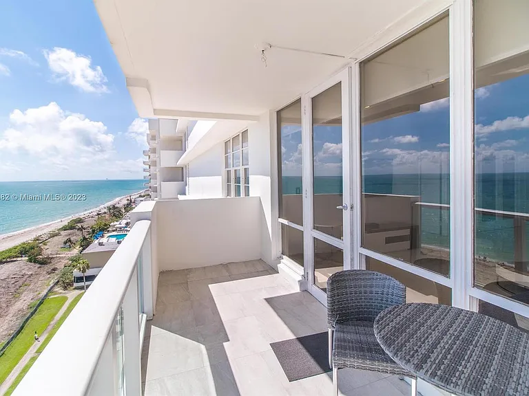5601 Collins Ave #1405 — Photo 12