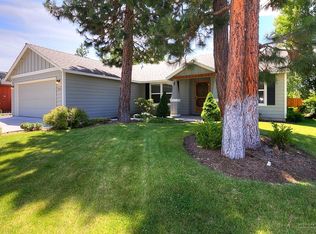 19590 Greatwood Loop, Bend, OR 97702