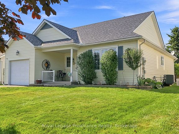 2nd image of 48 Sandpiper Way