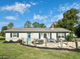 101 Brooks Dr, Colonial Beach, VA 22443