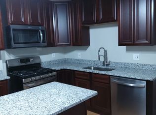 2818 Saint Paul St, Baltimore, MD 21218