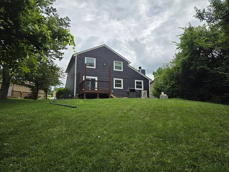 5271 Fieldstone Ct — Photo 3