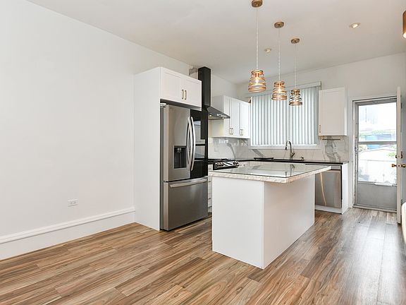 3rd image of 606 59th St #1