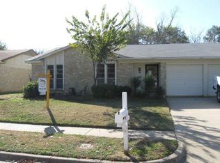 2402 Vassar Ct, Arlington, TX 76015