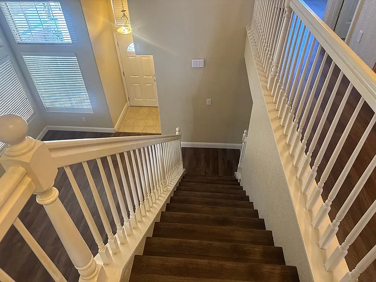 961 Celestine Cir — Photo 17