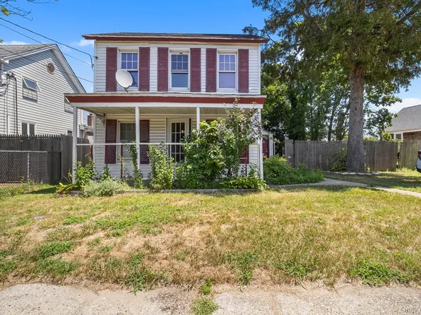 59 Irish Lane, East Islip, NY 11730