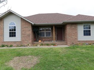 367 Redbud St, Sparta, MO 65753