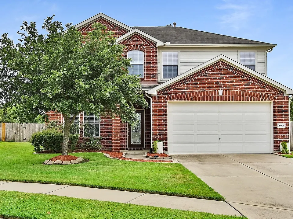 602 Blue Oasis Ct