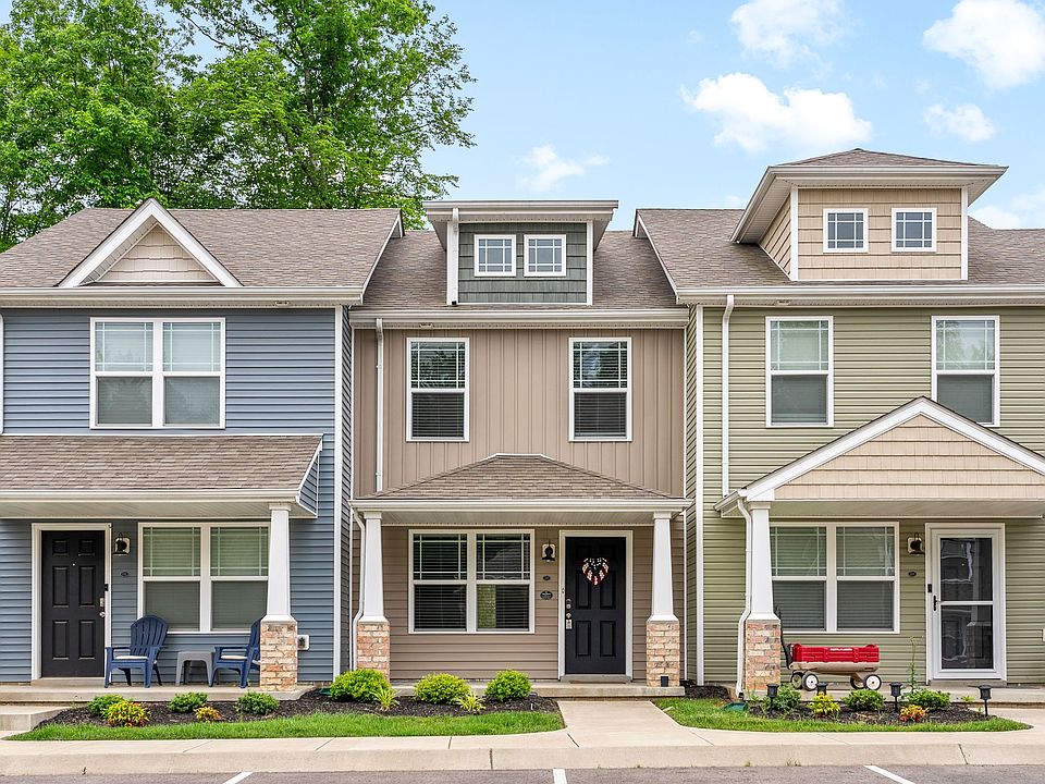 1st image of 230 Woodland Valley Ln