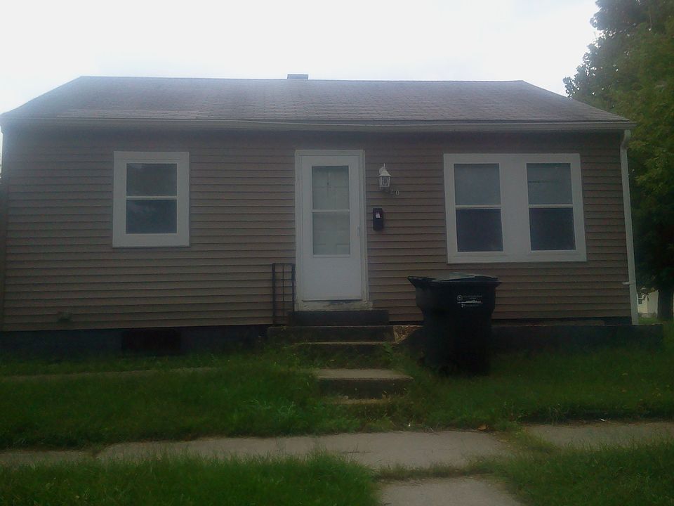 1st image of 3220 W Jefferson Blvd