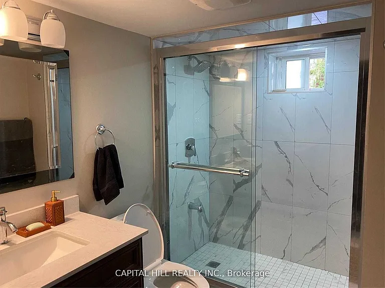 51 Glenthorne Dr #BASEMENT — Photo 11