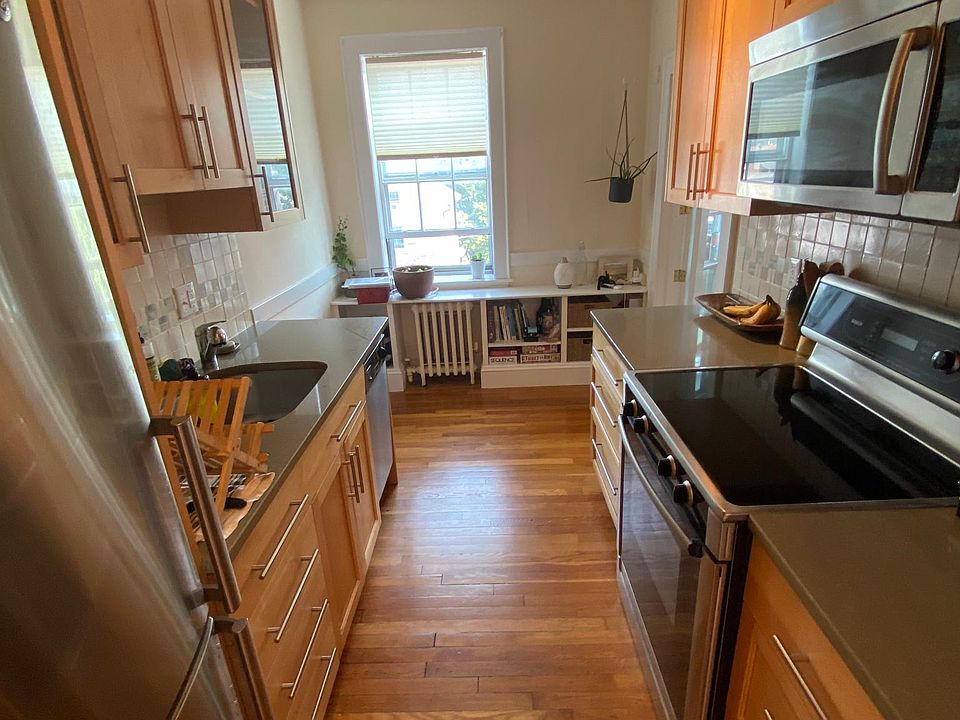 2nd image of 280 Harvard St #306