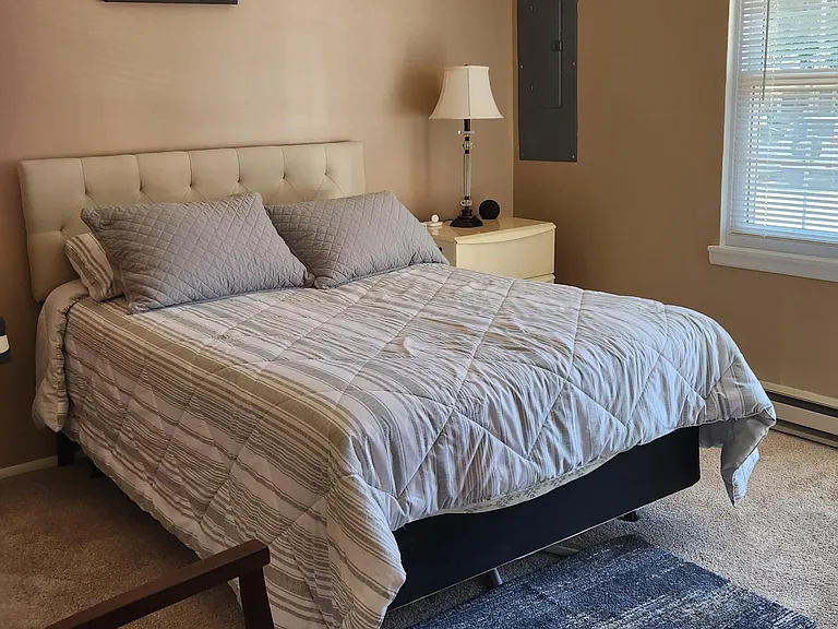 1034B Aberdeen Dr — Photo 6