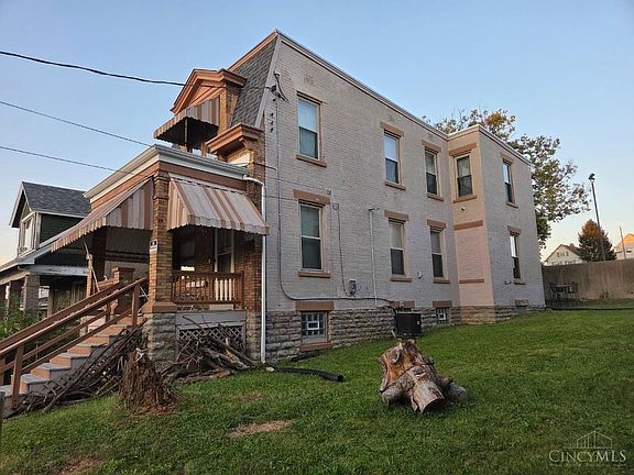 2nd image of 1222 Sunset Ave