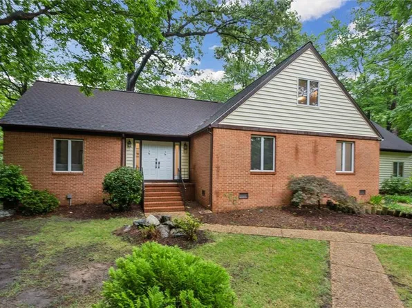 111 Dale Hollow Dr, Yorktown, VA 23692