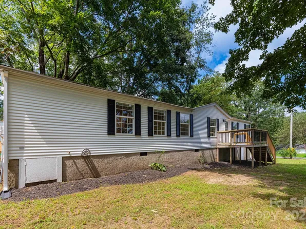 35 Glenview Pl, Arden, NC 28704