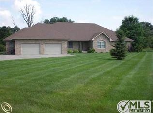 59045 Hudson Creek Ln, New Hudson, MI 48165