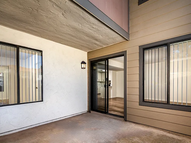 Shadowridge Woodbend — Photo 10