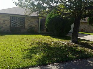 4130 Pocahontas Dr, Baytown, TX 77521