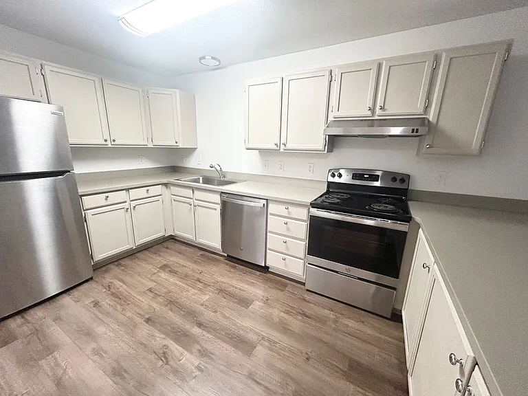 19 Colorado Ave — Photo 19